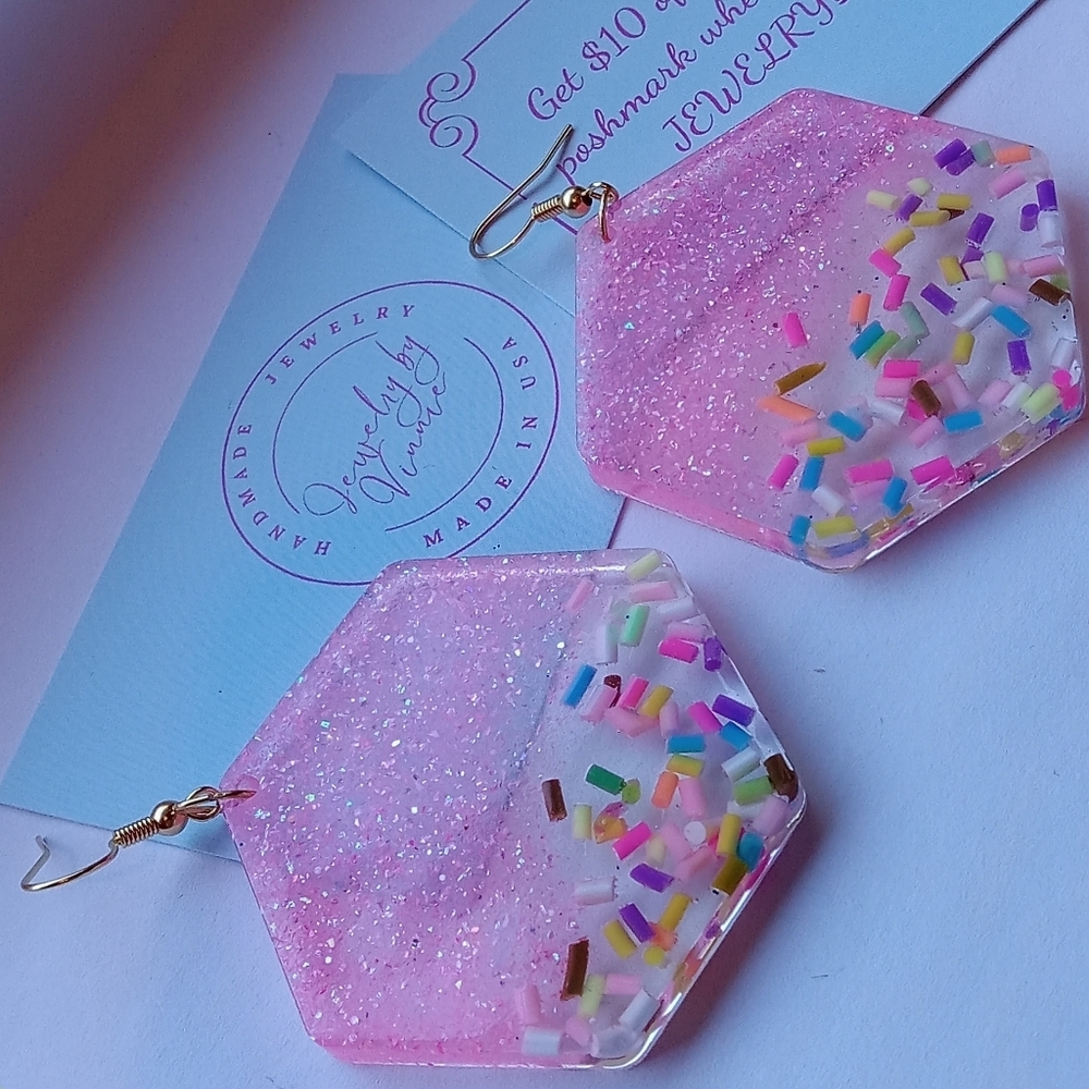 Hand Crafted Resin Earrings Cupcakes & Sprinkles Collection - Picture 2 of 6